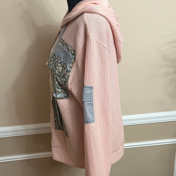 POL Blush Hooded Jacket with Floral Accents - Picture 7 of 8
